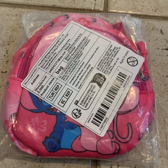 NEW Lilo & Stitch Mini Coin Pouch - Picture 4 of 8